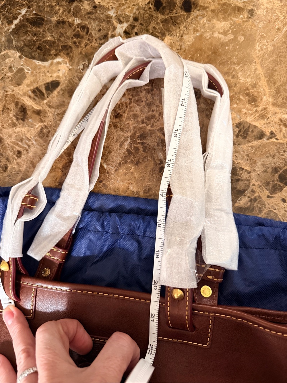 Genuine Dooney & Bourke Italian Florentine Leather Convertible Shopper & Charm - Picture 16 of 16